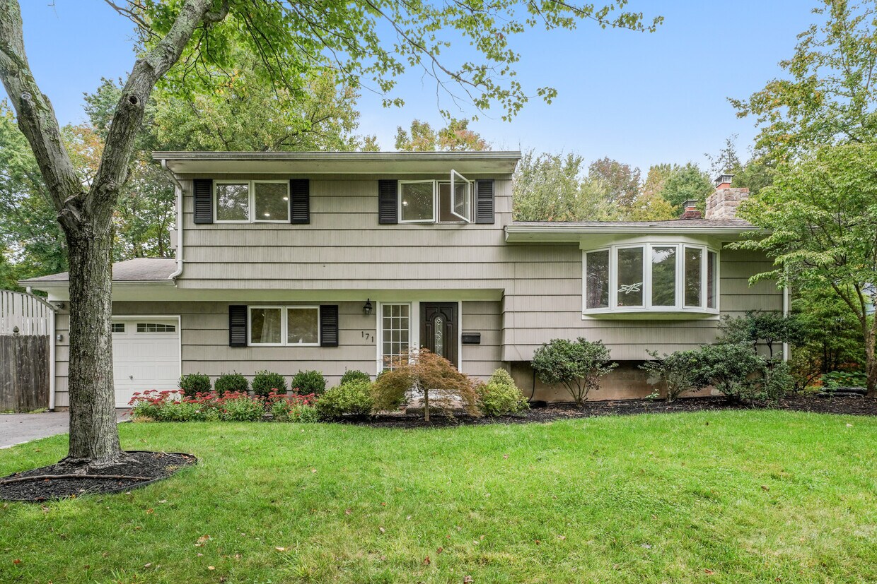 171 River Bend Rd, Berkeley Heights, NJ 07922 House Rental in Berkeley Heights, NJ