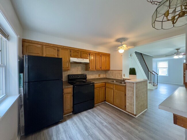 Foto del edificio - 2BR Townhome in Ashland Mews (Johns Hopkins Hospital)