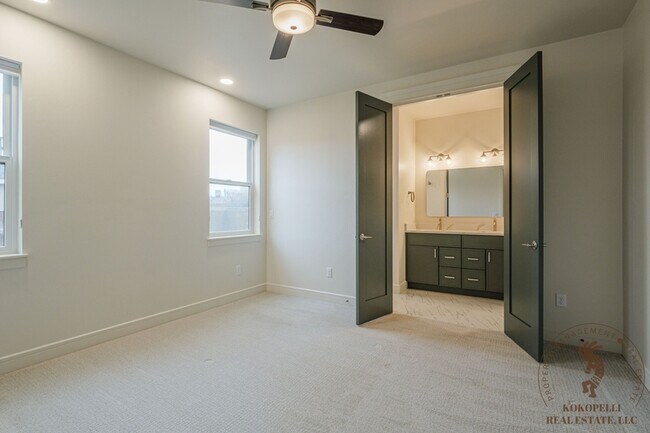 Foto del edificio - 915 Caledonia Ct