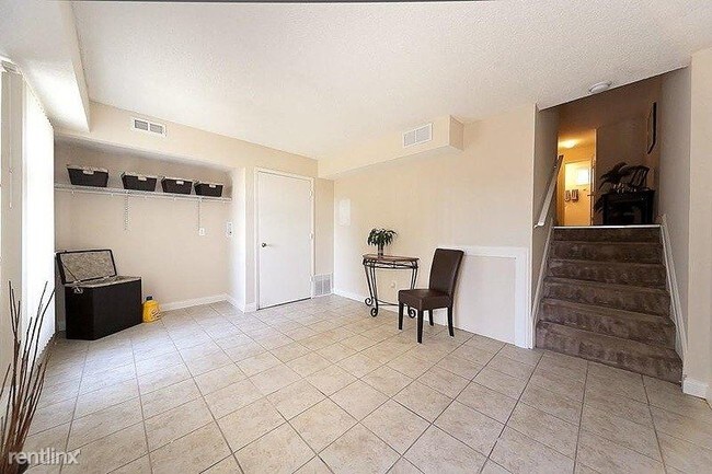 Building Photo - 4221 Appian Way W