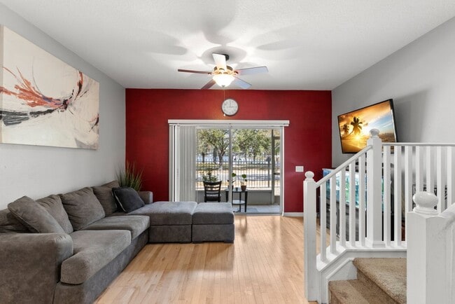 Photo - 13137 Kings Crossing Dr Townhome