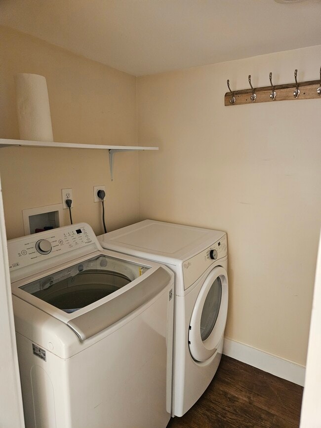 Laundry Room - 207 Mountain Rd