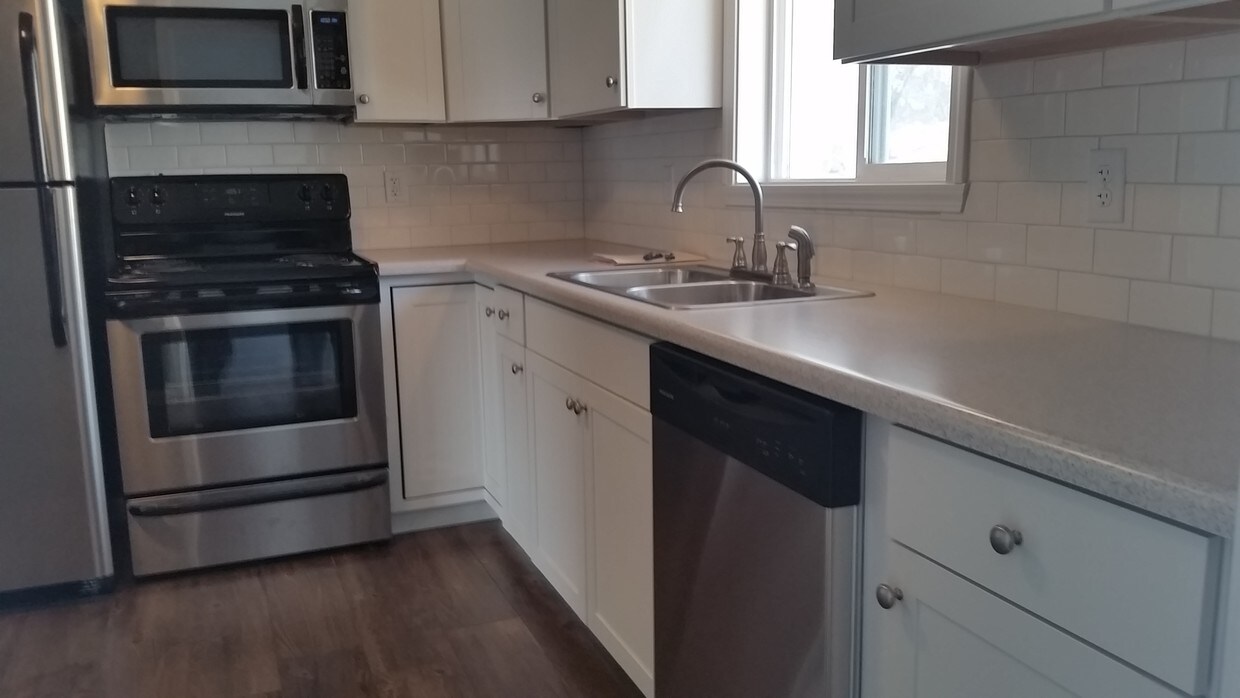 Foto principal - 1616 14th Ave S