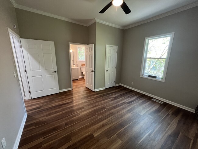 Foto del edificio - 707 Piedmont Way