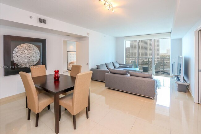 Building Photo - 335 S Biscayne Blvd