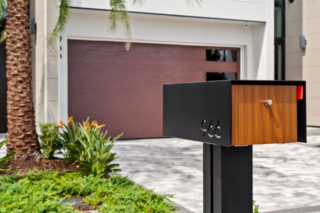 Building Photo - 966 Excellence Cir