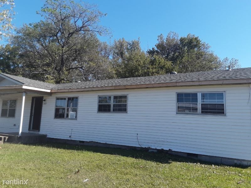 1821 Pleasant Valley Pl, Van Buren, AR 72956 House Rental in Van Buren, AR