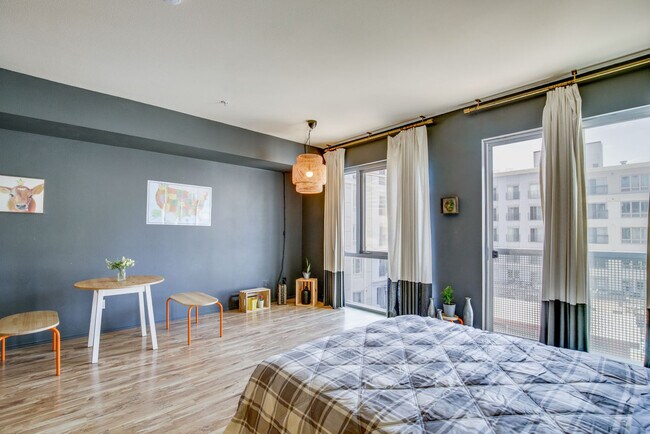 Foto del edificio - 445 Island Ave