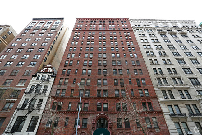 Building Photo - 334 W 86th St