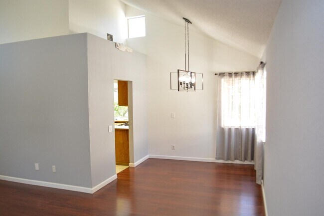 Building Photo - 25700 Palm Shadows Dr