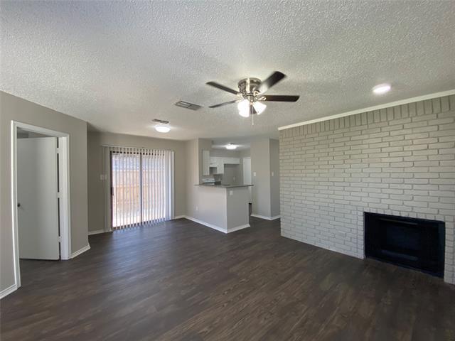 Foto del edificio - 6706 Crestmont Ct