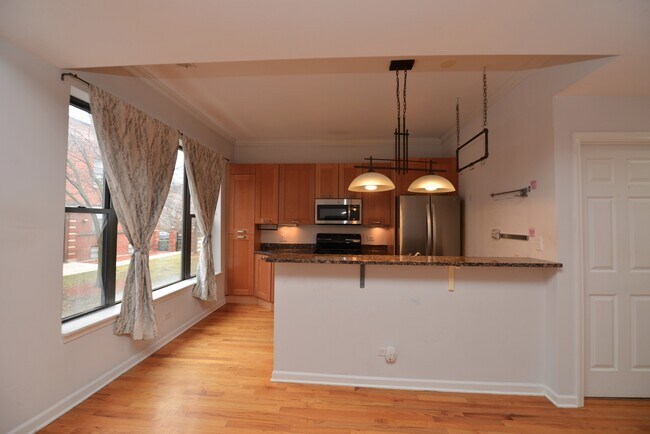 Foto del edificio - 1314 W North Shore Ave