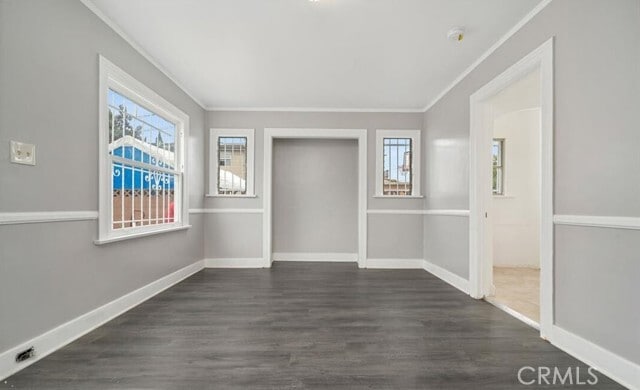 Foto del edificio - 454 W 59th Pl