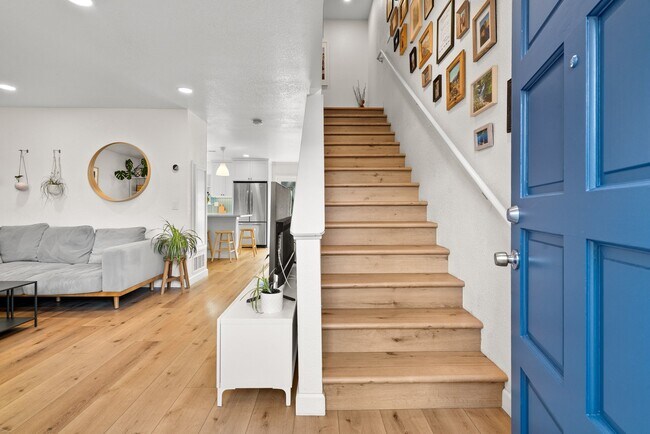 Foto del edificio - 3850 Bramble Ln