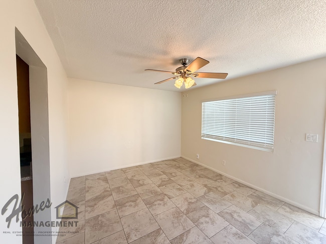 Foto del edificio - 641-641 Kaylyn Way