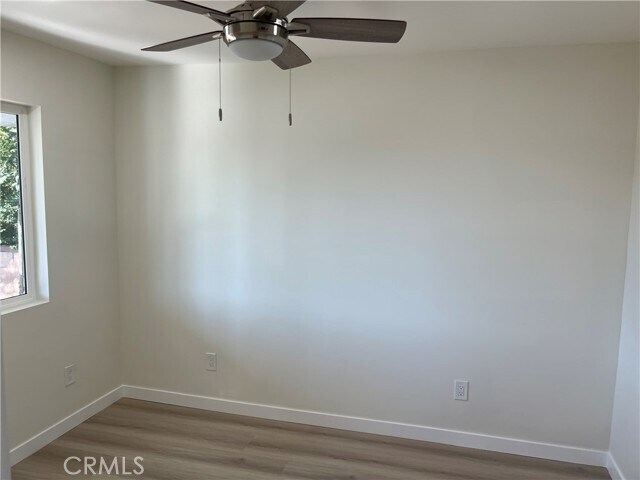 Foto del edificio - 332 N Soldano Ave