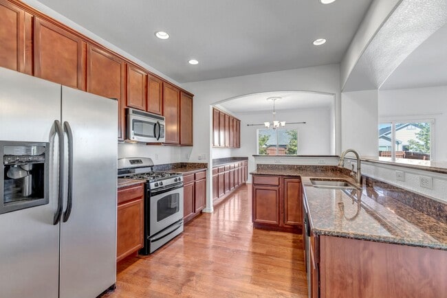 Foto del edificio - Clean and Spacious Home for Rent-Peyton- 80831