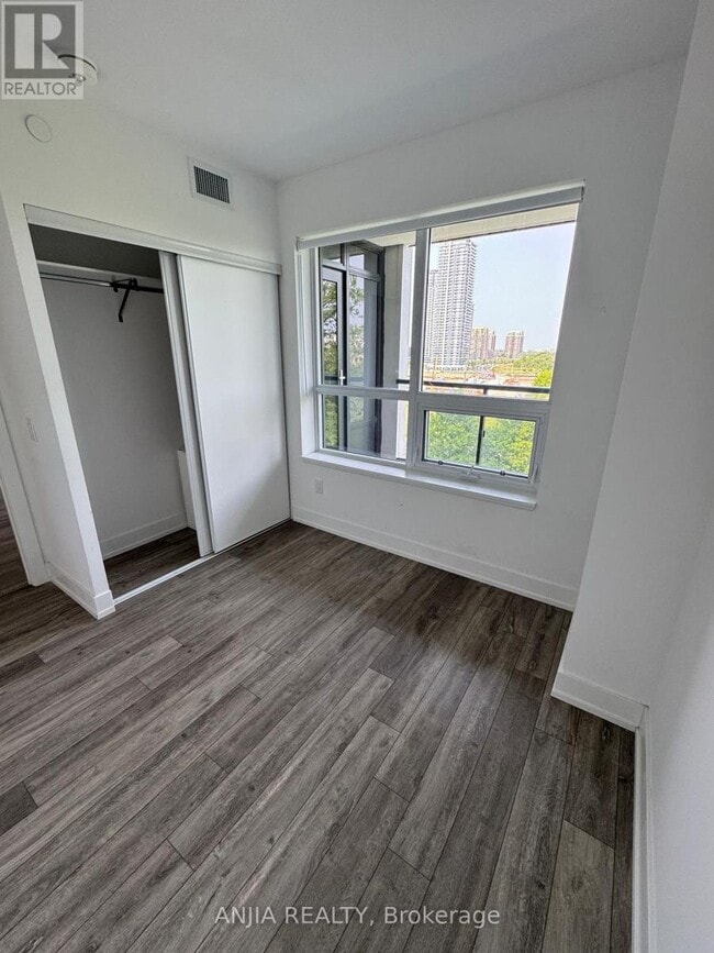 Photo du bâtiment - 9 Clegg Rd