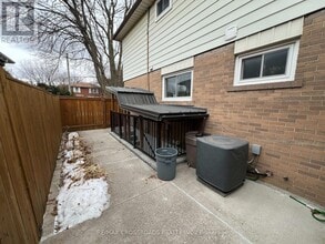 Building Photo - 64 Dorset Dr