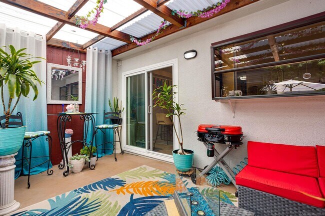Foto del edificio - 1265 Essex St