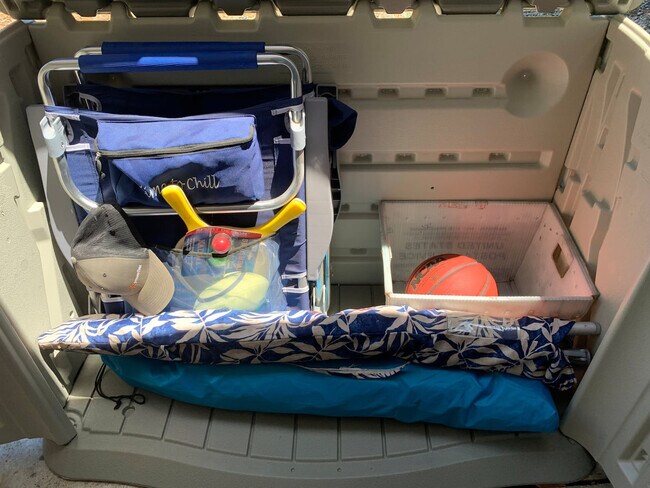 Building Photo - 1548 W Via Rancho Pkwy