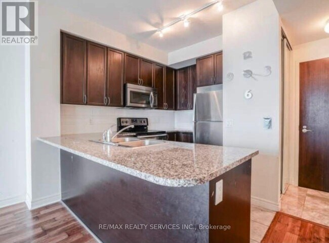 Building Photo - 339 Rathburn Rd W