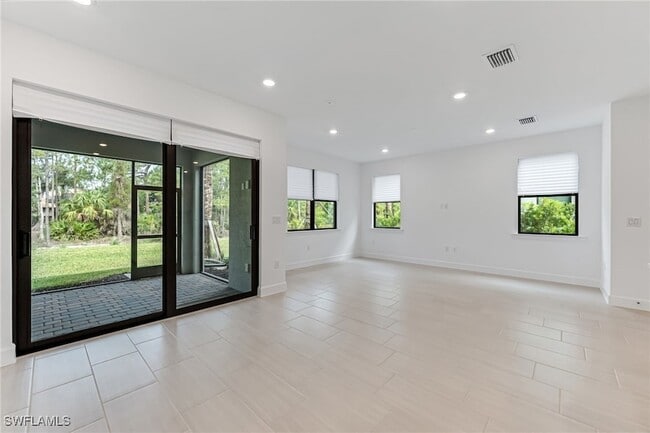 Building Photo - 4286 Sonoma Oaks Dr