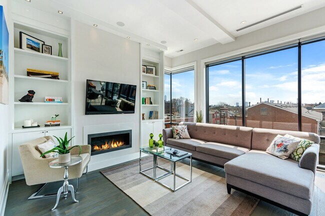 Foto del edificio - 1404 W Chicago Ave