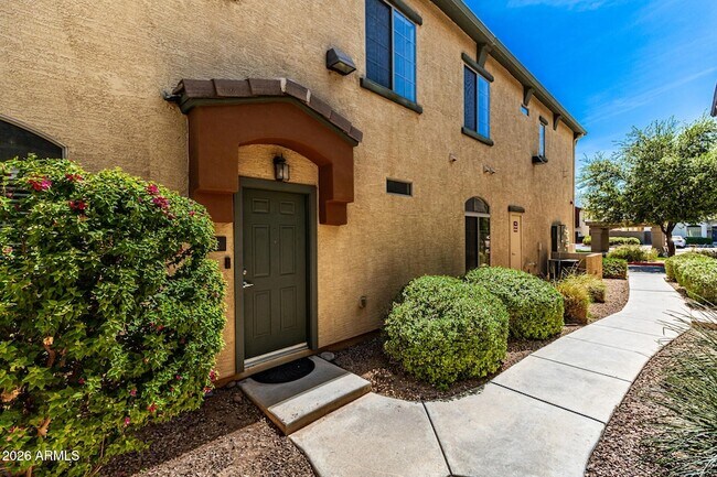 Foto del edificio - 2727 N Price Rd