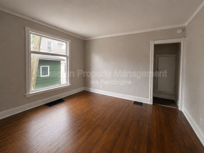 Building Photo - 609 Pearl St