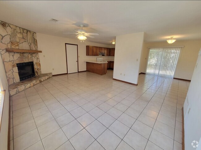 Building Photo - 8520 Misty Ridge Ln