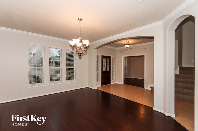 Building Photo - 2807 Angela Way Dr