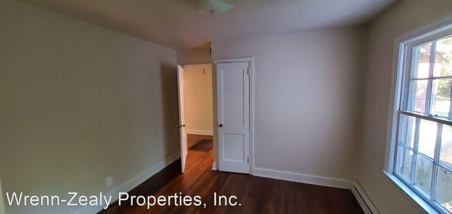 Building Photo - 3 br, 1 bath House - 1017 Duke Street