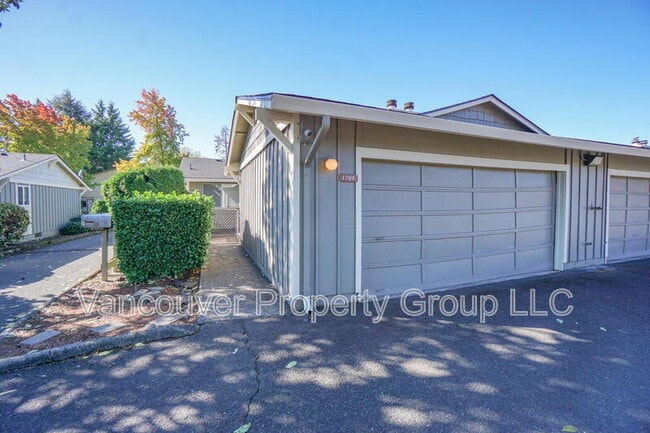Building Photo - 1709 SE 145th Ct