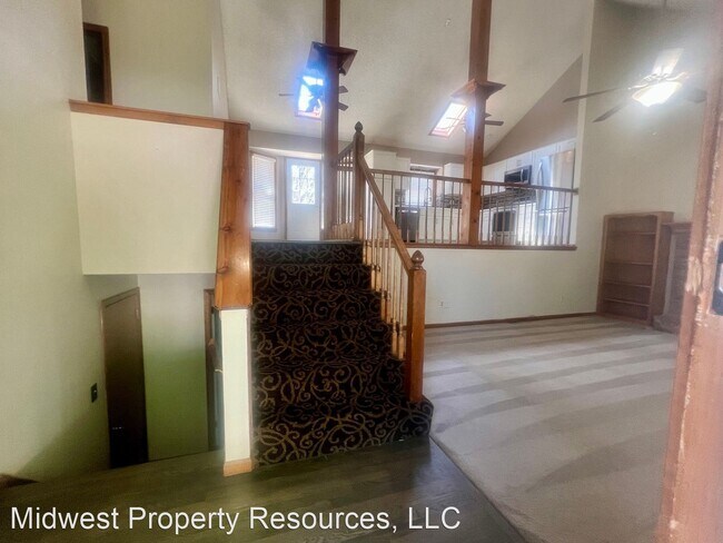 Foto del edificio - 3 br, 2 bath House - 1100 NE Ball Dr