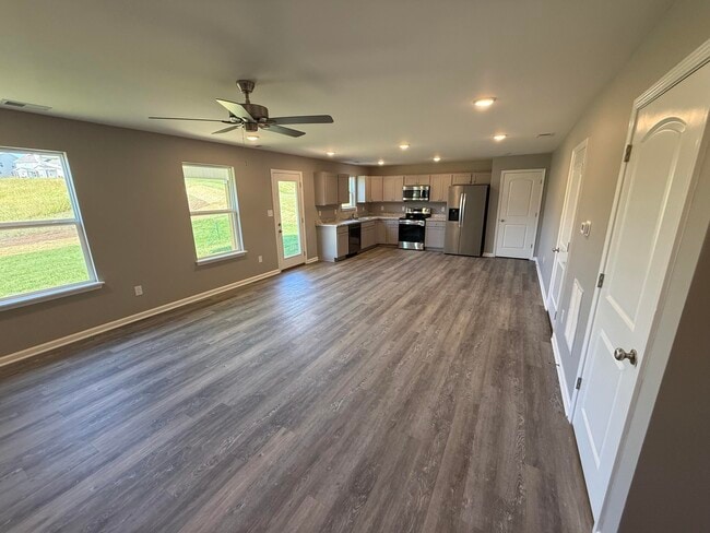 Building Photo - 6061 Arbor Wds Wy