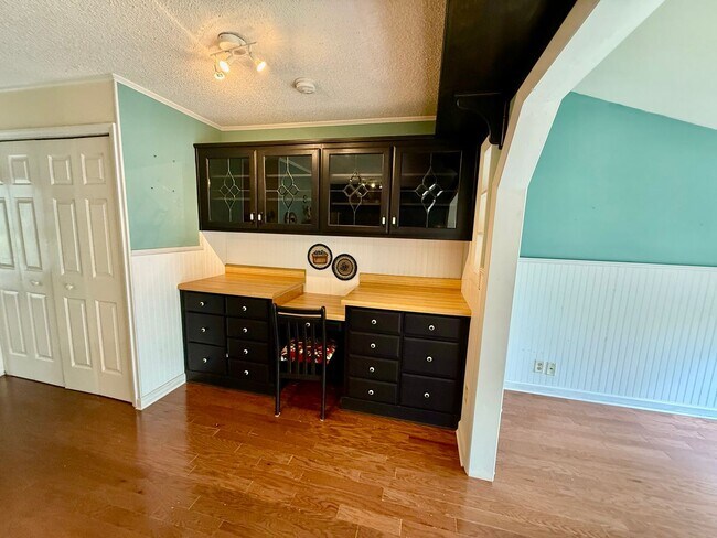 Foto del edificio - Long Term Rental - Smoke Rise Townhouse
