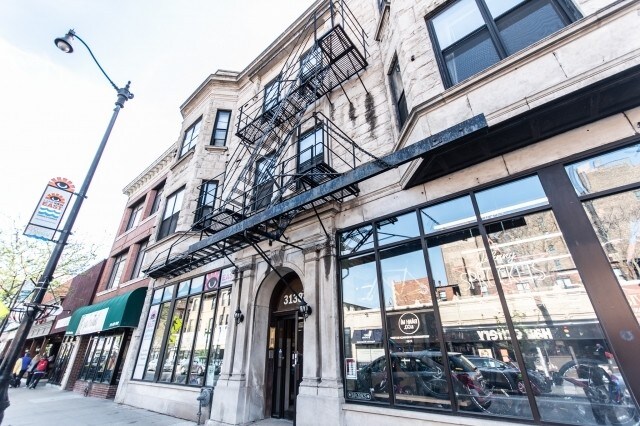Primary Photo - 3138 N Broadway