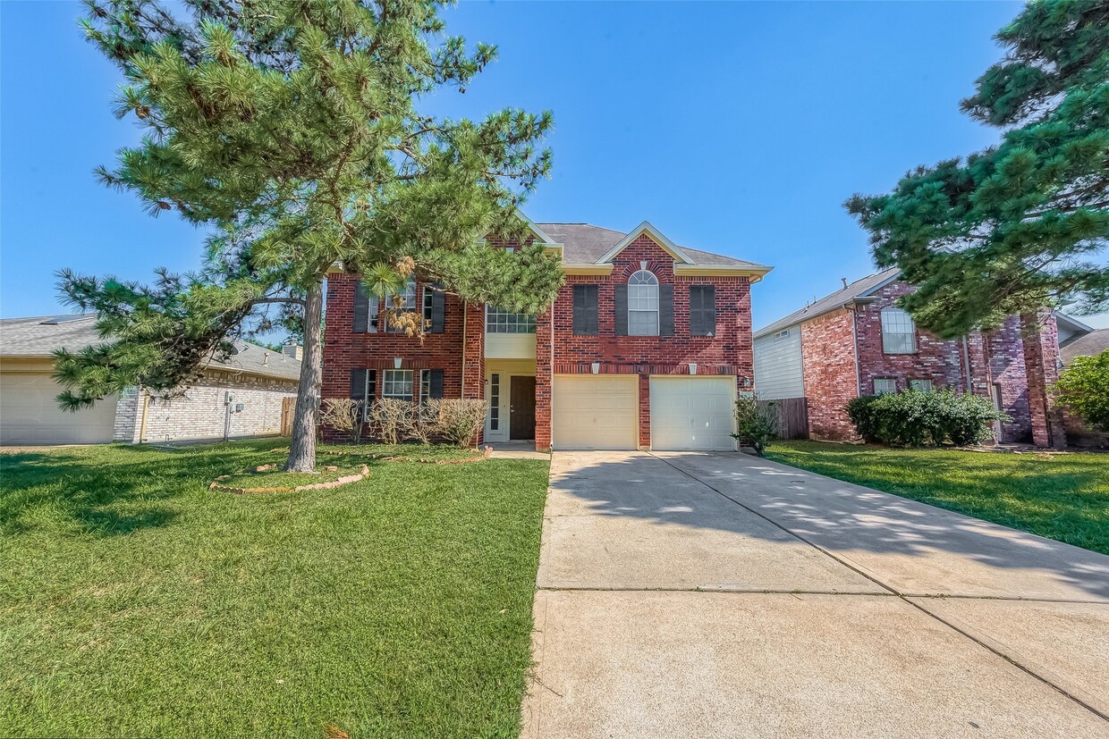 Foto principal - 17523 Coventry Oaks Dr