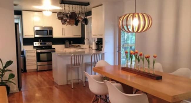 Photo - Updated 3 bed 2 bath. Garage and screened porch Apartment