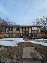 Building Photo - 18206 Swiss Dr