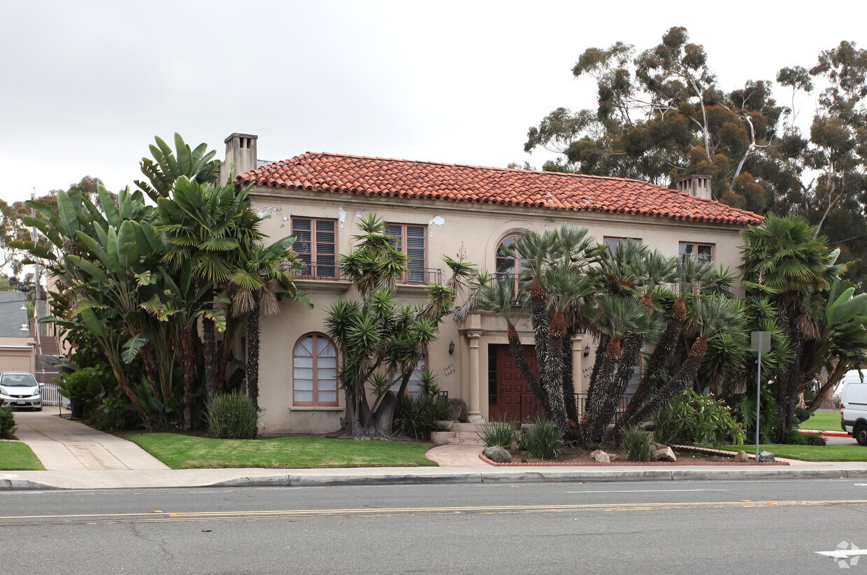 Foto principal - 3401-3407 Park Blvd