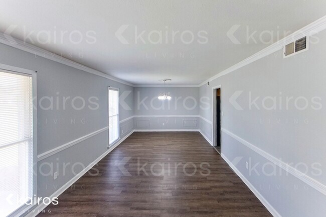 Foto del edificio - 2657 Old Orchard Ln