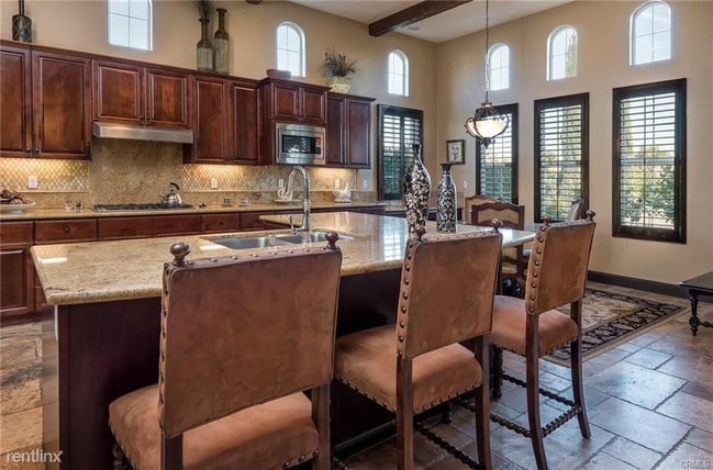 Building Photo - 3 br, 3.5 bath House - 100 Via Santo Tomas