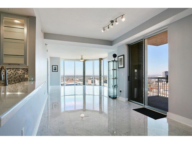 Living Room 3 - 285 Centennial Olympic Park Dr NW