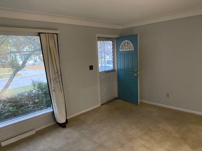 Foto del edificio - ***3-BDR, 1-BATH Ranch with fresh paint an...