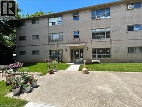 Building Photo - 108 Creighton Rd
