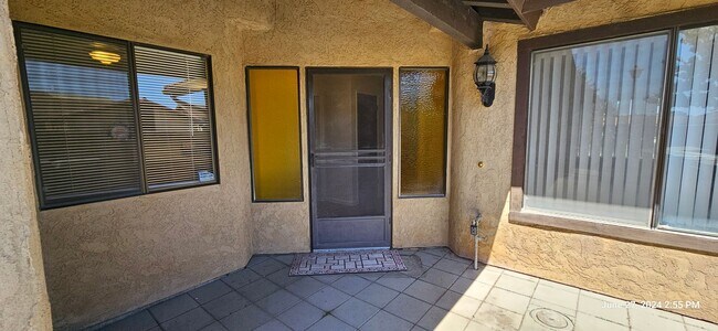 Foto del edificio - Creekridge Villas Single Story Condo in Ga...