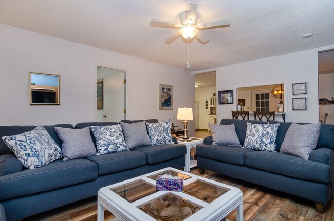 Foto del edificio - (K109) 109 4th Ave S, Kure Beach, NC 28449