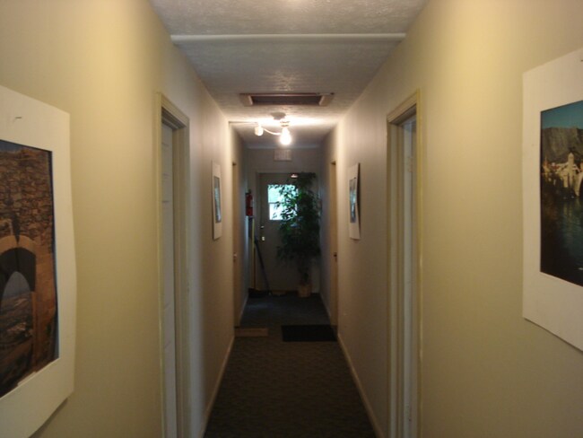 Foto del edificio - 40 Brown Ave